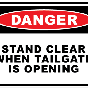 STAND CLEAR WHEN TAILGATE IS OPENING